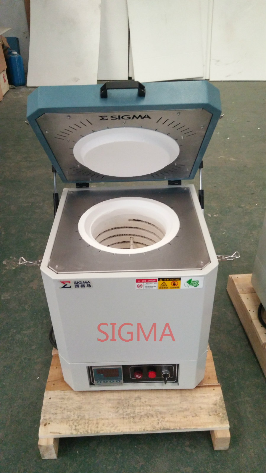 1544408072466490.jpg 坩堝爐1.jpg